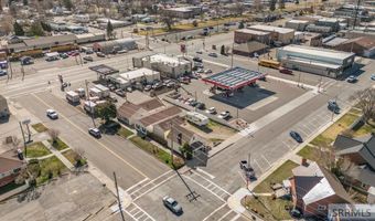 390 N Broadway St, Blackfoot, ID 83221