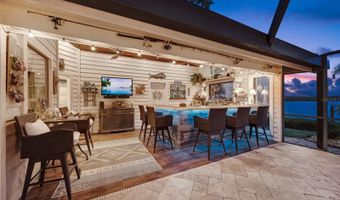 6605 SEABIRD Way, Apollo Beach, FL 33572