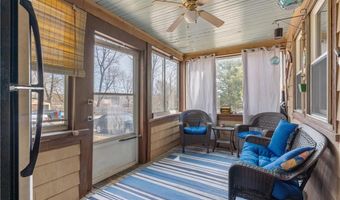 32 Union St, East Greenwich, RI 02818