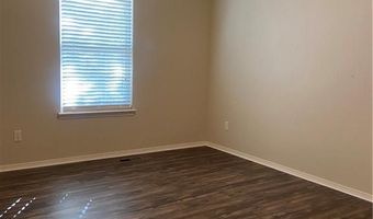 2 Radcliffe Dr, Bella Vista, AR 72714