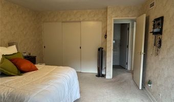 275 N Portage Path, Akron, OH 44303