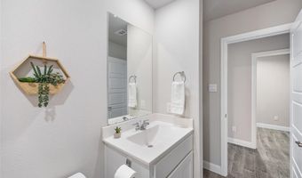 721 Breckenridge Park Dr, Alvarado, TX 76009