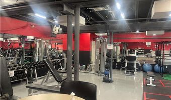 9 Maplewood Ave, Bloomfield, CT 06002