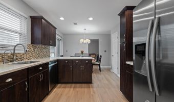 198 Arlington Ave, Aberdeen, NJ 07721