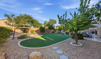 4221 S NEWPORT St, Chandler, AZ 85249