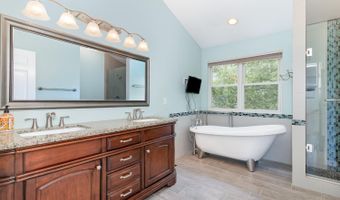 8283 Little Harbor Dr, Anderson Twp., OH 45244