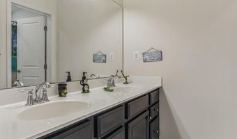 41673 MCMONAGLE Sq, Aldie, VA 20105