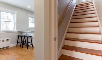 429 Forest Ave, Middletown, RI 02842