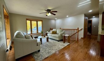 603 NE 18th Ave, Aberdeen, SD 57401