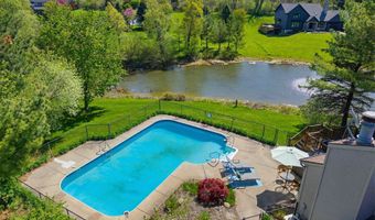 100 Rollingbrook NE, Ada, MI 49301