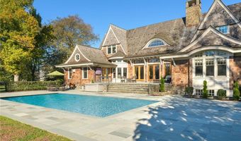 10 Ocean Lawn Ln, Newport, RI 02840