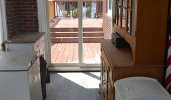 409 E. Elm St, Albion, IL 62806