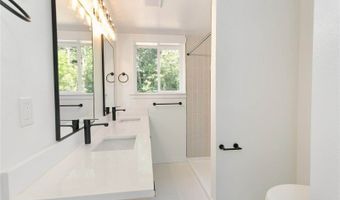 10964 SE 284th St, Auburn, WA 98092