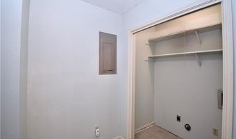 2412 GREENWAY Dr, Alexandria, LA 71301