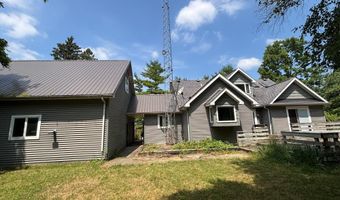 135 S Steer St, Addison, MI 49220