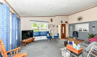 2420 E 40th St, Anderson, IN 46013