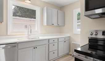 103 11th Ave SW, Austin, MN 55912