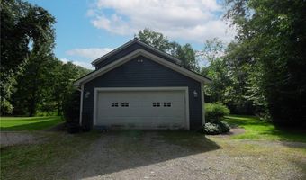 610 Deep Woods Dr, Aurora, OH 44202