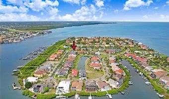 6104 LAGOMAR Ln, Apollo Beach, FL 33572