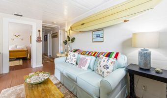 128 4th St, Apalachicola, FL 32320