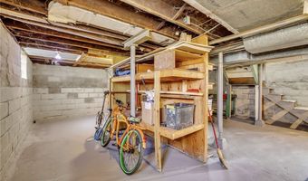 673 Sumner St, Akron, OH 44311