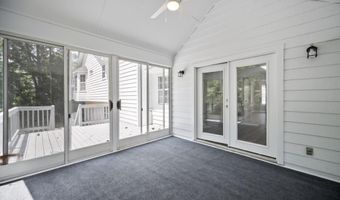 990 Trestle Dr, Austell, GA 30106