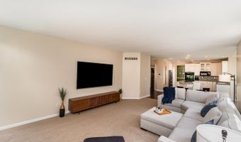 5660 Miss Royal Pass Dr, Miami, OH 45140