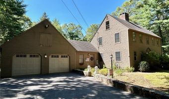 93 Provident Pl, Coventry, RI 02816