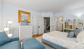 23 Chapel St, Augusta, ME 04330