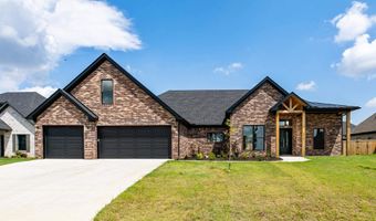 6048 Majestic Waters Dr, Benton, AR 72019