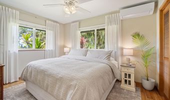 1865 Kalia Way, Haiku, HI 96708