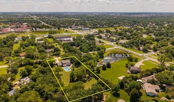 4645 N Hillcrest St, Bel Aire, KS 67220