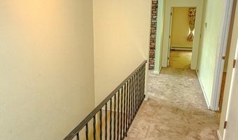 93 Vaughn Hill Rd, Bolton, MA 01740