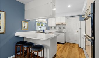150 Idlebrook Ln, Aberdeen, NJ 07747