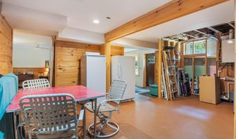 17 Doris Ln, Parsonsfield, ME 04047