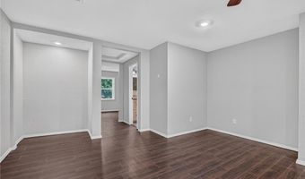 702 9th St, Barling, AR 72923