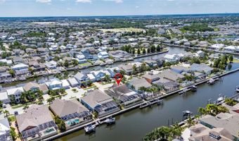 5720 TORTOISE Pl, Apollo Beach, FL 33572