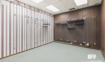 105 N Main St, Atmore, AL 36502