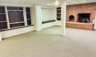 89 Chestnut Hill Rd, Amherst, NH 03031
