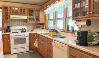 432 Kirby Rd, Burke, VT 05832