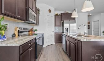 1916 Arnold Dr SE, Allenhurst, GA 31301