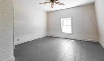 96 Log Bridge Rd, Coventry, RI 02827