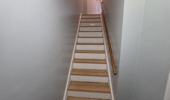 9 ELNA Ct, Bayonne, NJ 07002