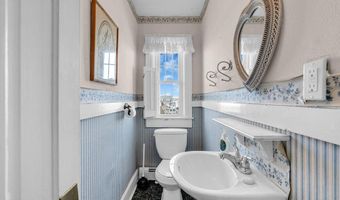 20 Woodland Ave, Avon By The Sea, NJ 07717