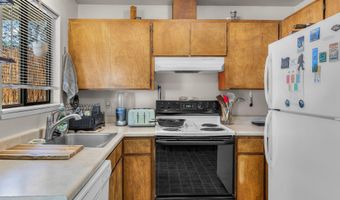 8 SW McKinley Ave, Bend, OR 97702