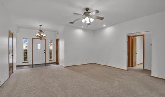 1101 Wendy Ln, Altus, OK 73521