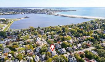 8 Champlin St, Newport, RI 02840