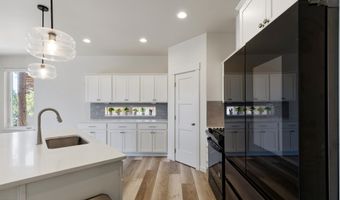 2088 NW Trenton Ave, Bend, OR 97703