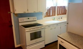 917 NW 3rd St, Abilene, KS 67410