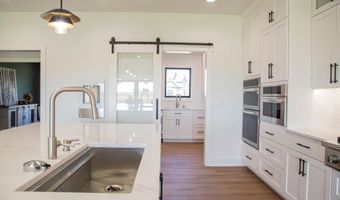 3874 Chapel Hill Ct, Bargersville, IN 46106
